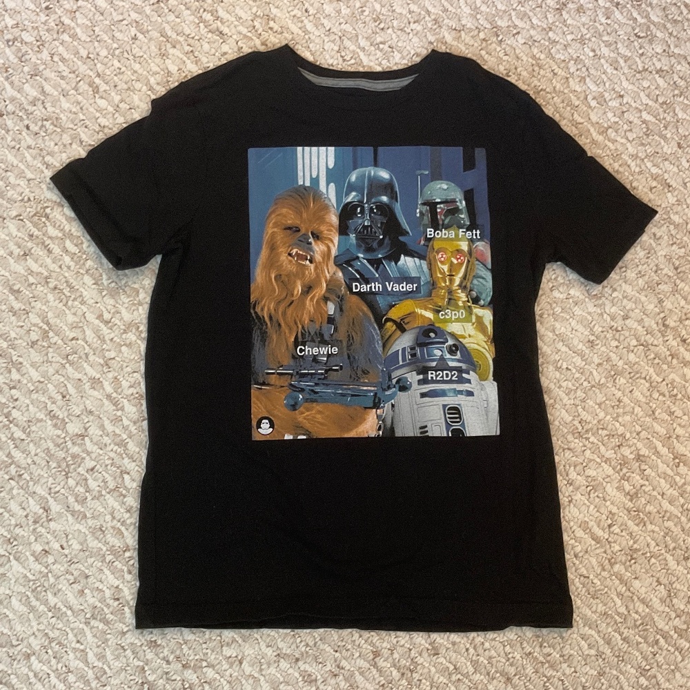 STAR WARS t-shirt - BOYS size 10/12